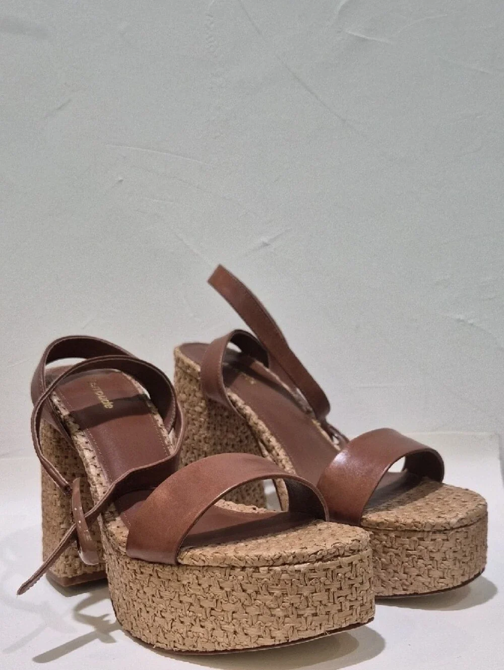 Larroude Dolly Verona Sandal in Caramel/Raffia NWT Size 9
